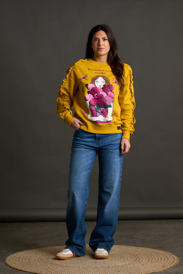 anabellee_sudaderahortensias_001_640x_crop_center anabellee_sudaderahortensias_001_640x_crop_center