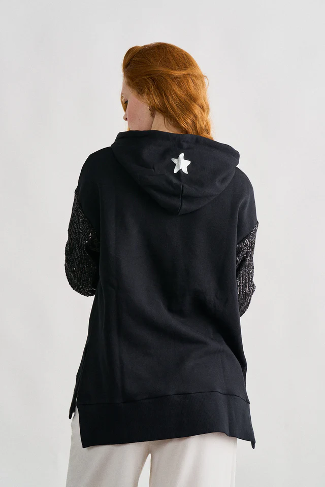 anabel_lee_sudadera_superheroina_123_640x_crop_center anabel_lee_sudadera_superheroina_123_640x_crop_center