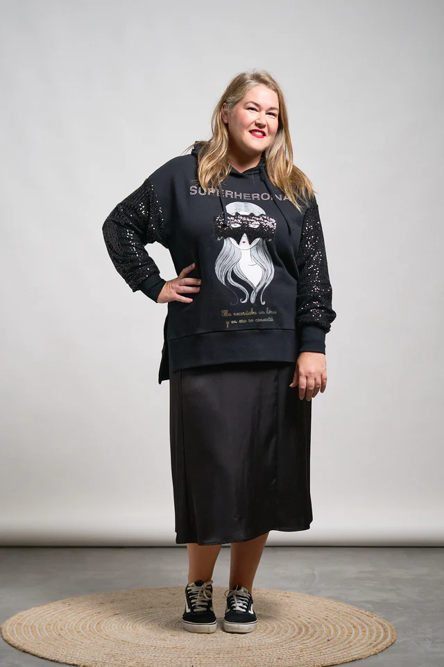 anabellee_sudaderasuperheroinatatiana_072_640x_crop_center anabellee_sudaderasuperheroinatatiana_072_640x_crop_center