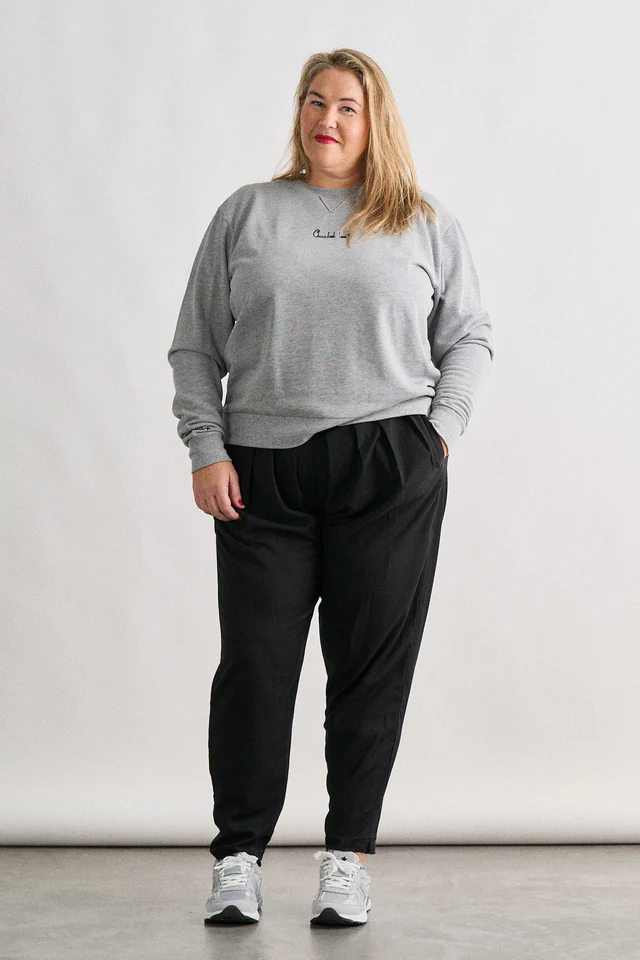 anabellee_sudaderabasicagris_204_640x_crop_center anabellee_sudaderabasicagris_204_640x_crop_center