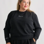 anabellee_sudaderanegra_063_640x_crop_center