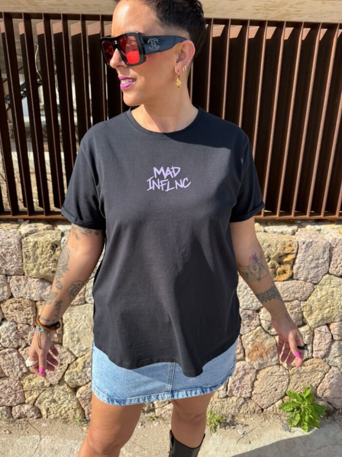 camiseta-mad-logo-lila-
