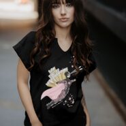 camiseta-negra-simone-de-beauvoir-super-heroina