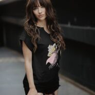 camiseta-negra-simone-de-beauvoir-super-heroina (2)