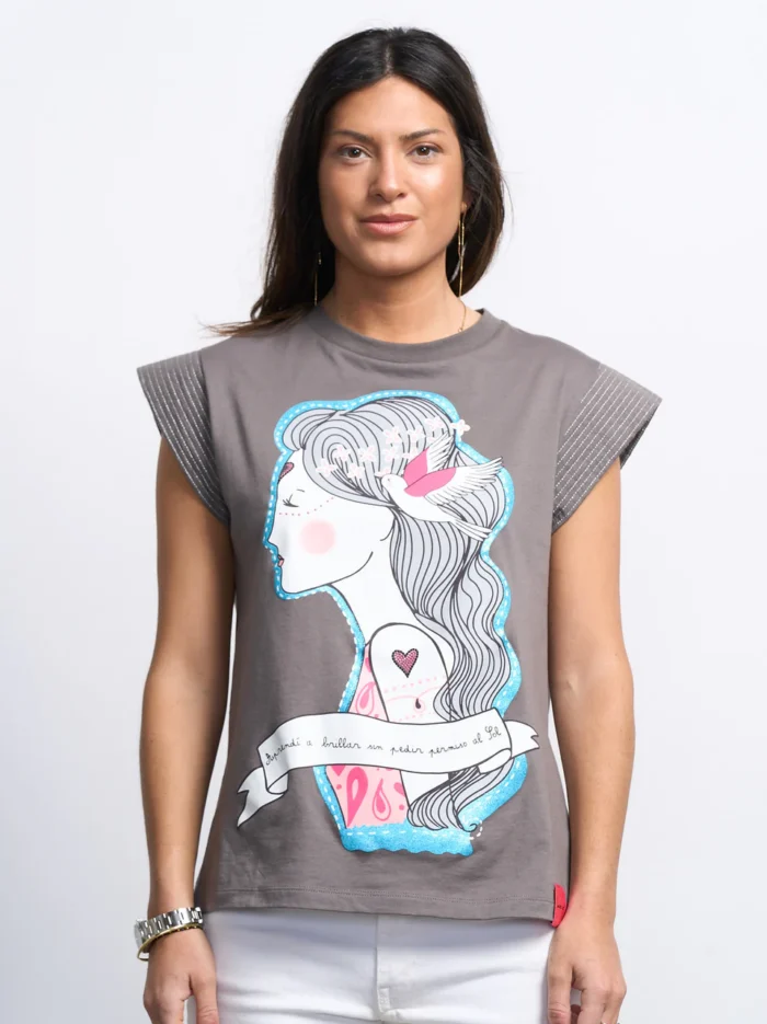 anabel_lee_camiseta_gris_aitana__029_960x_crop_center anabel_lee_camiseta_gris_aitana__029_960x_crop_center