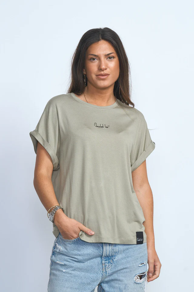 anabellee_camisetas_basicas_2026_009_640x_crop_center anabellee_camisetas_basicas_2026_009_640x_crop_center