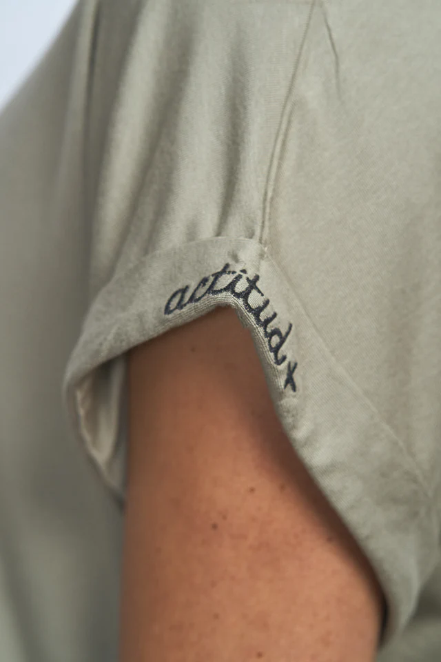 anabellee_camisetas_basicas_2026_022_640x_crop_center anabellee_camisetas_basicas_2026_022_640x_crop_center