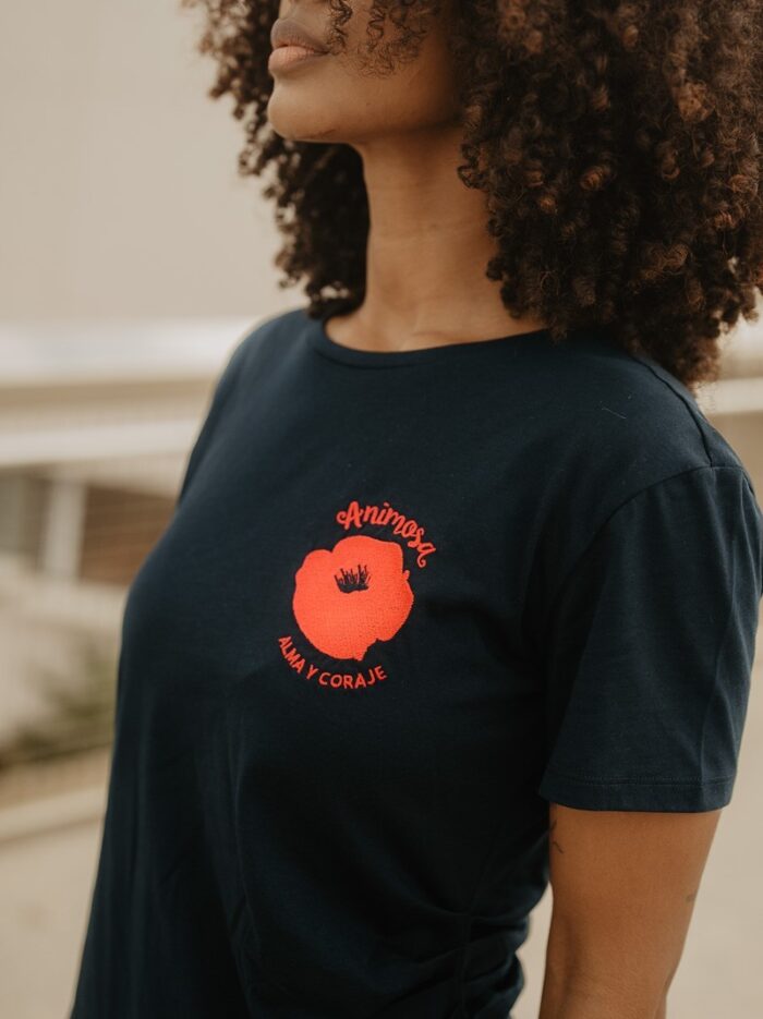 camiseta-amapolas-negra (2)