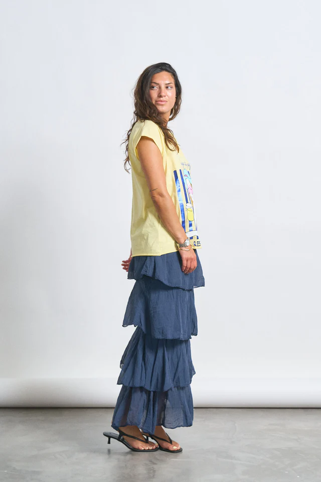 anabellee_camisetaamarilla_011_640x_crop_center anabellee_camisetaamarilla_011_640x_crop_center