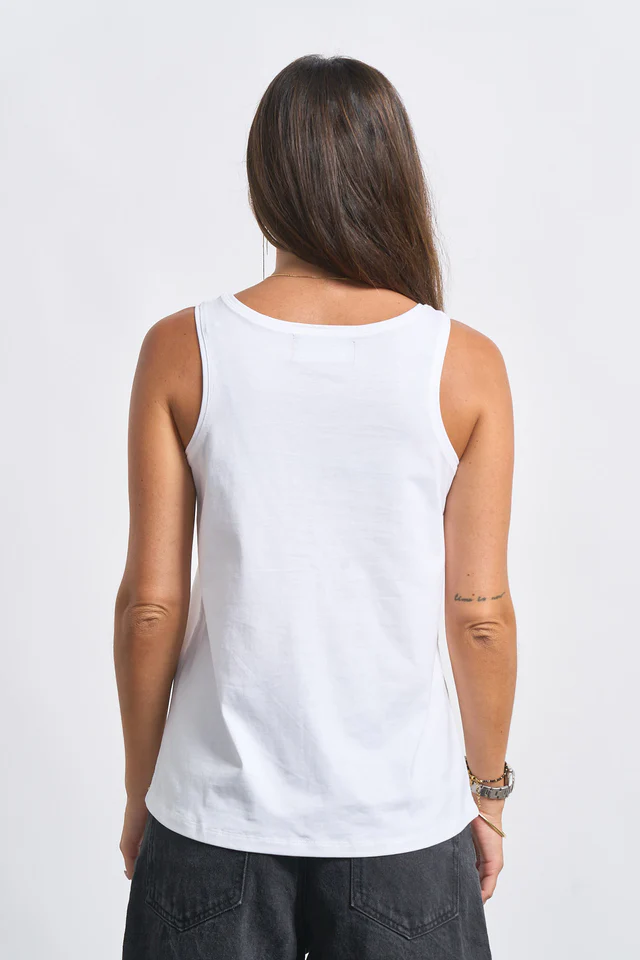 anabellee_camisetatirantesromeria_004_640x_crop_center anabellee_camisetatirantesromeria_004_640x_crop_center