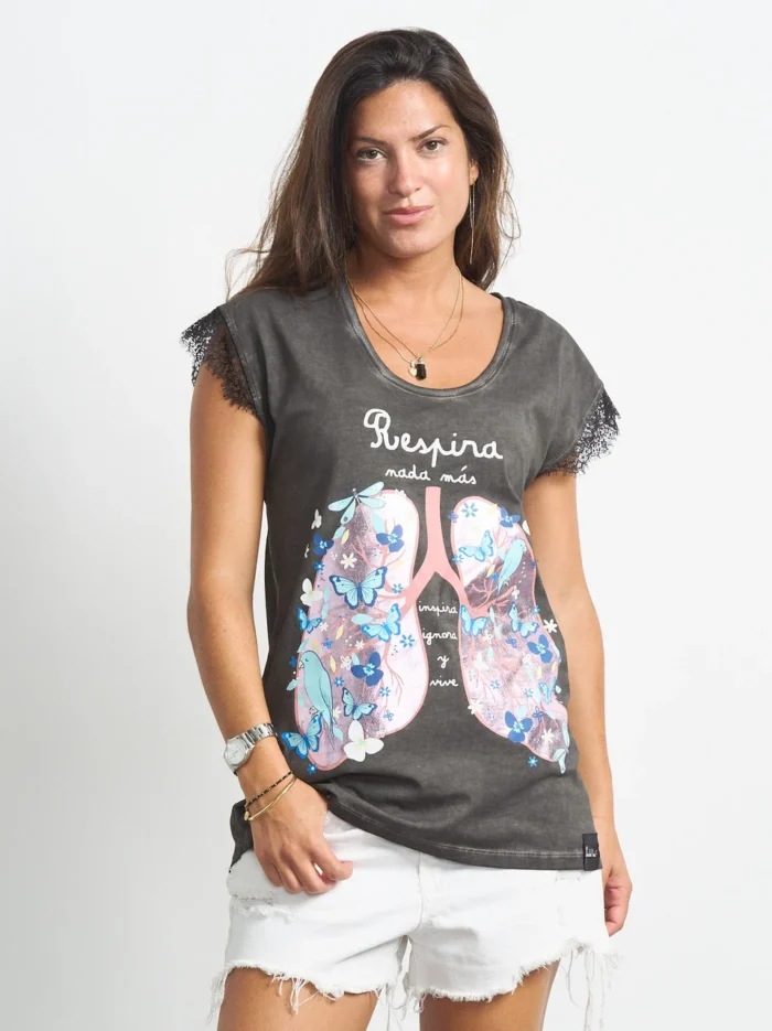 anabellee_camisetagrisencaje_respira_003_960x_crop_center anabellee_camisetagrisencaje_respira_003_960x_crop_center